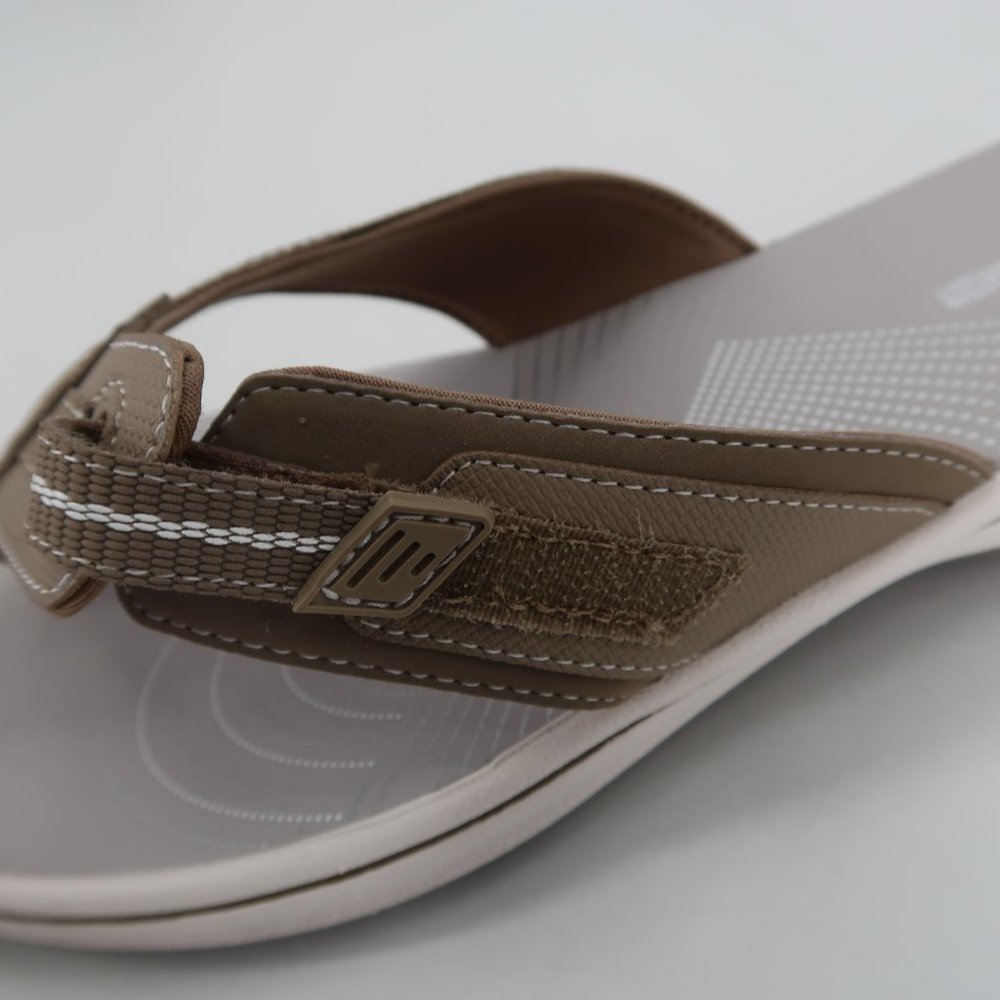 Cloud Steppers by Clarks Flip Flops Size 10 New without tags - Picture 3 of 9